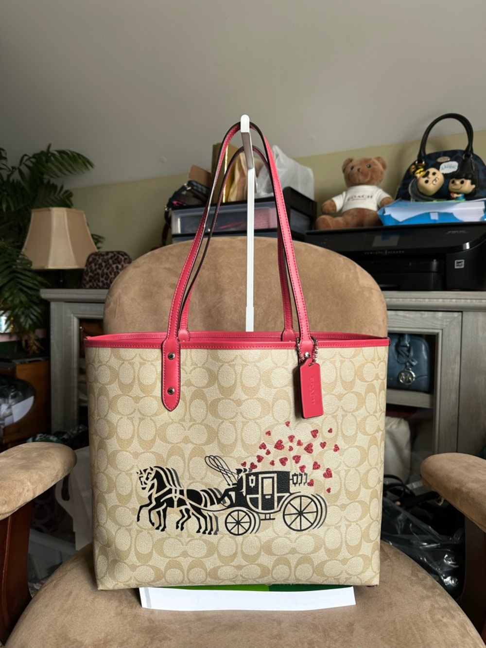 Coach Signature Coated Canvas Heart & Carriage Large Tote Very Good Condition